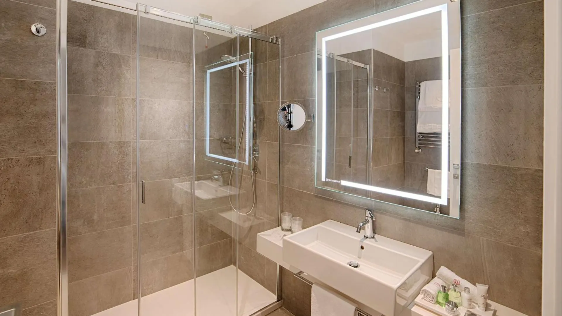 Nh Collection Palazzo Cinquecento Hotel Rome 5*,  Italy